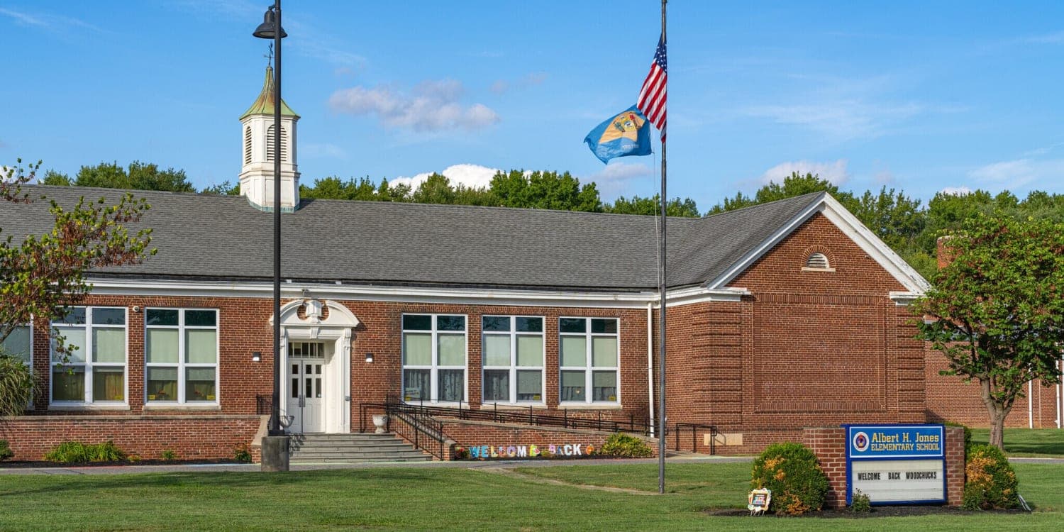 Jones (Albert H.) Elementary School
