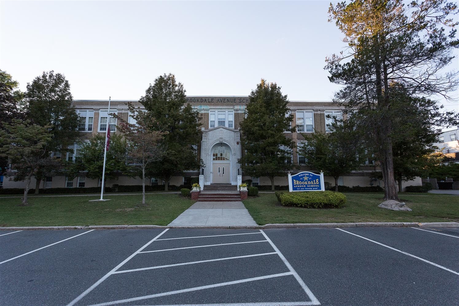 Brookdale Avenue School
