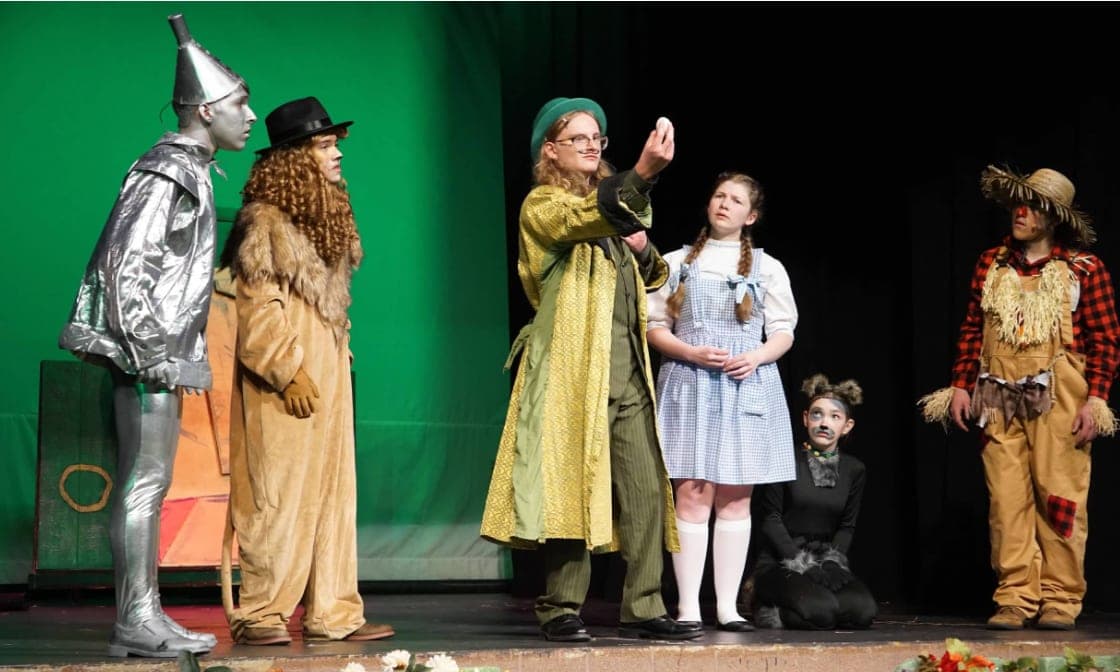 Students performing in the Wizard of Oz