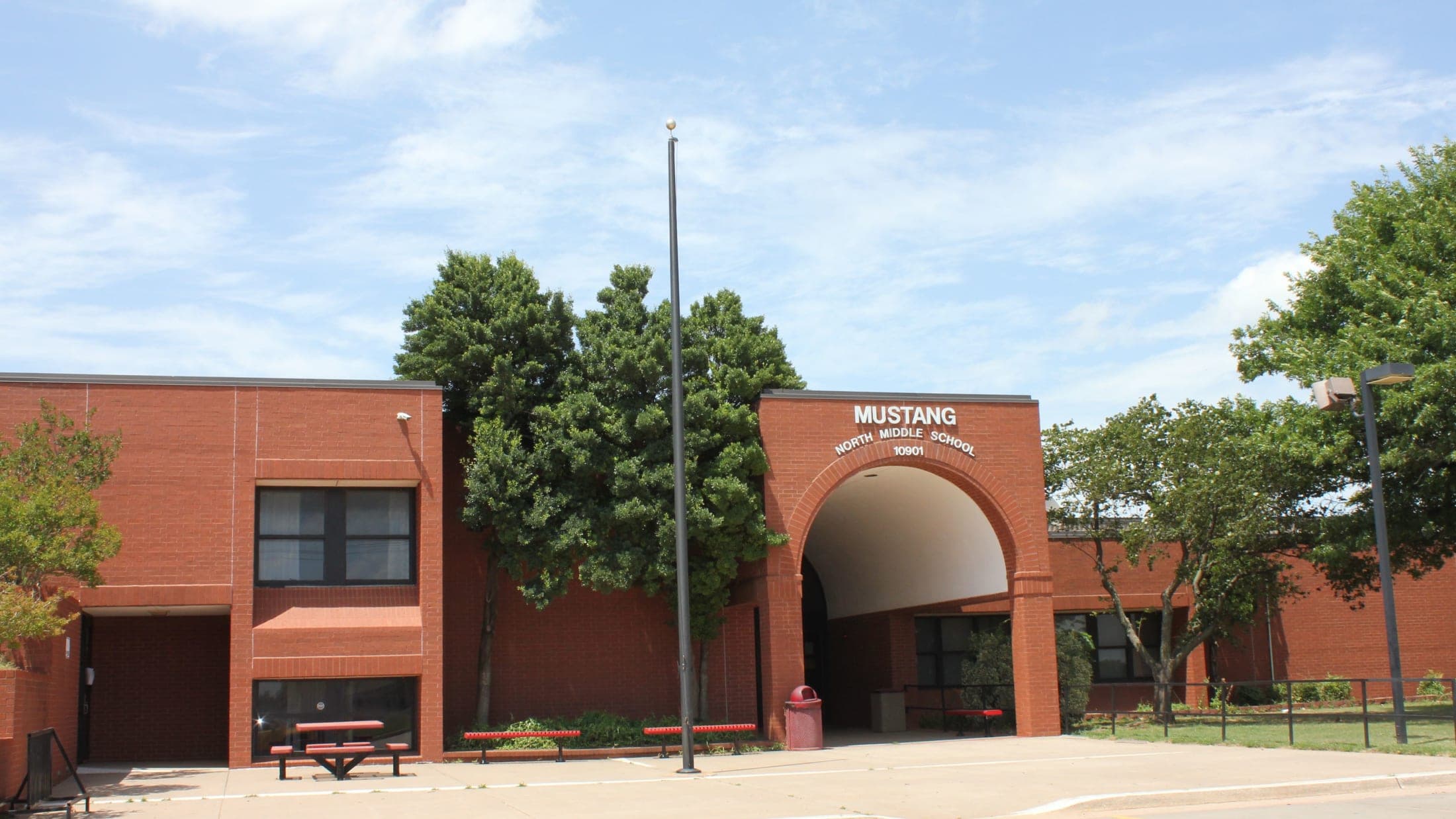 Mustang North Middle School front entrance