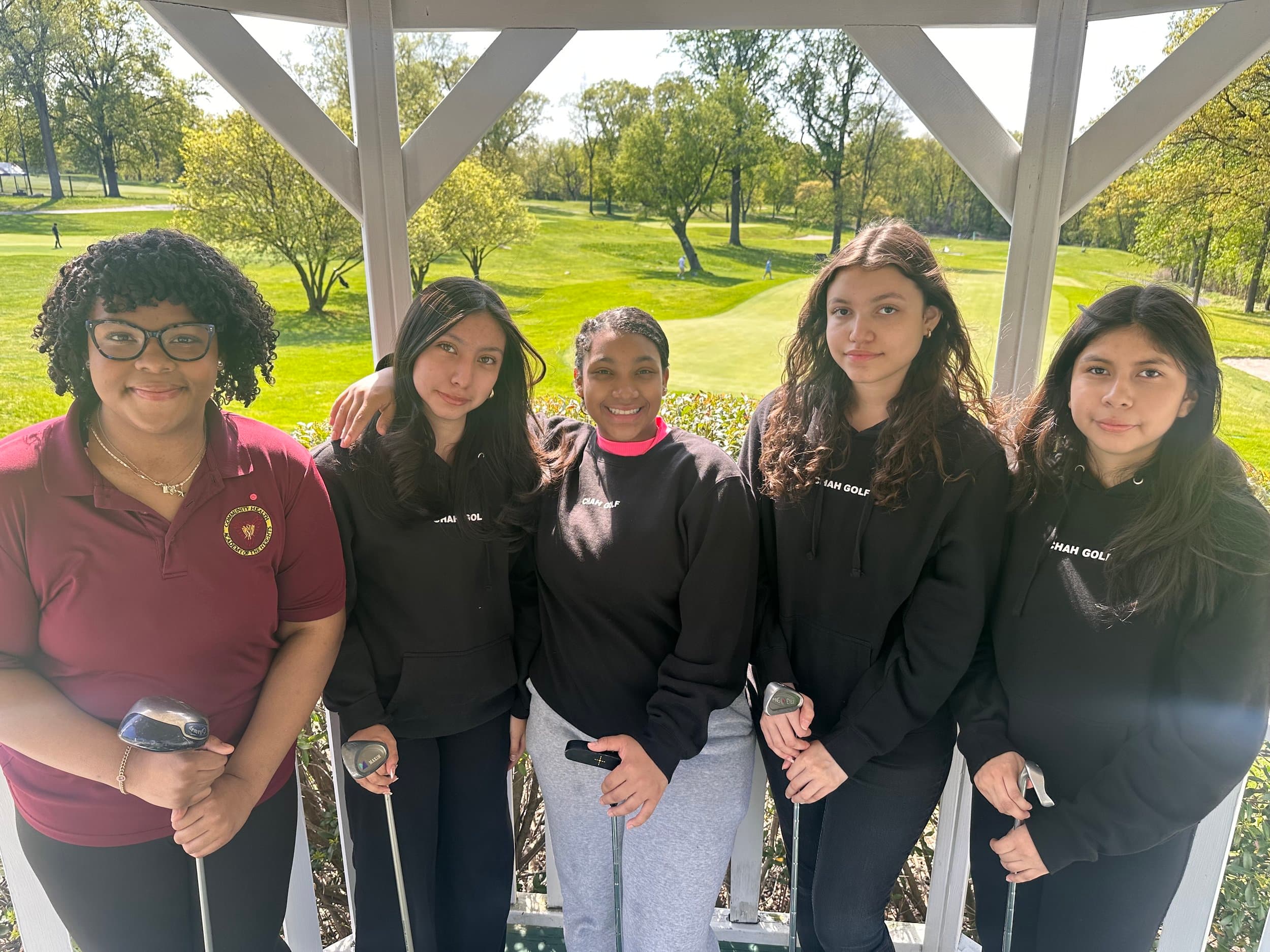golf team photo 2025.jpg