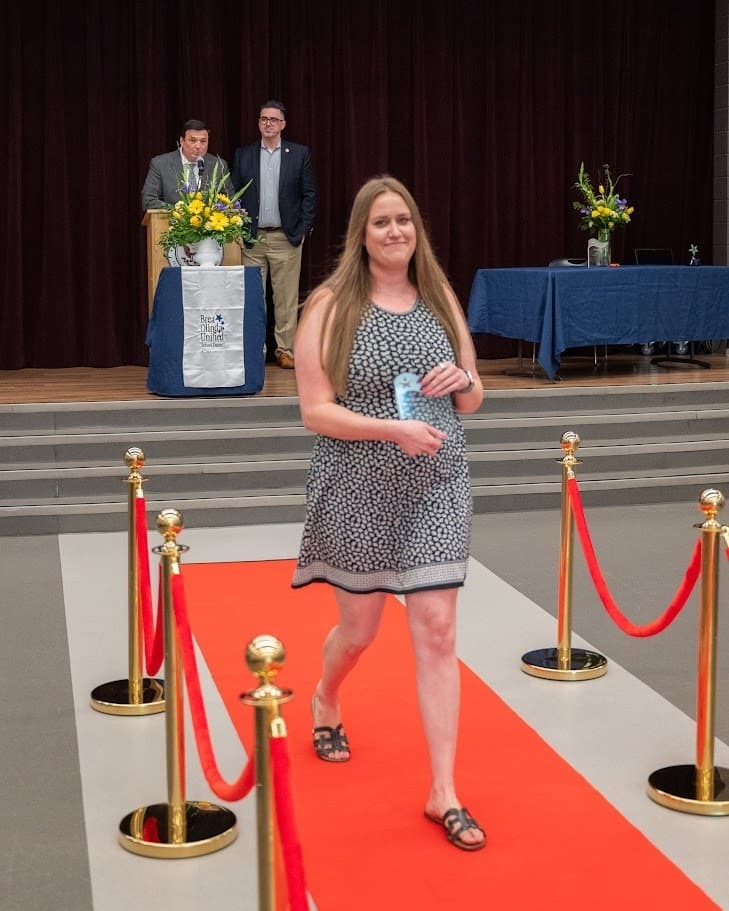 Arovista Teacher of the Year walks the red carpet