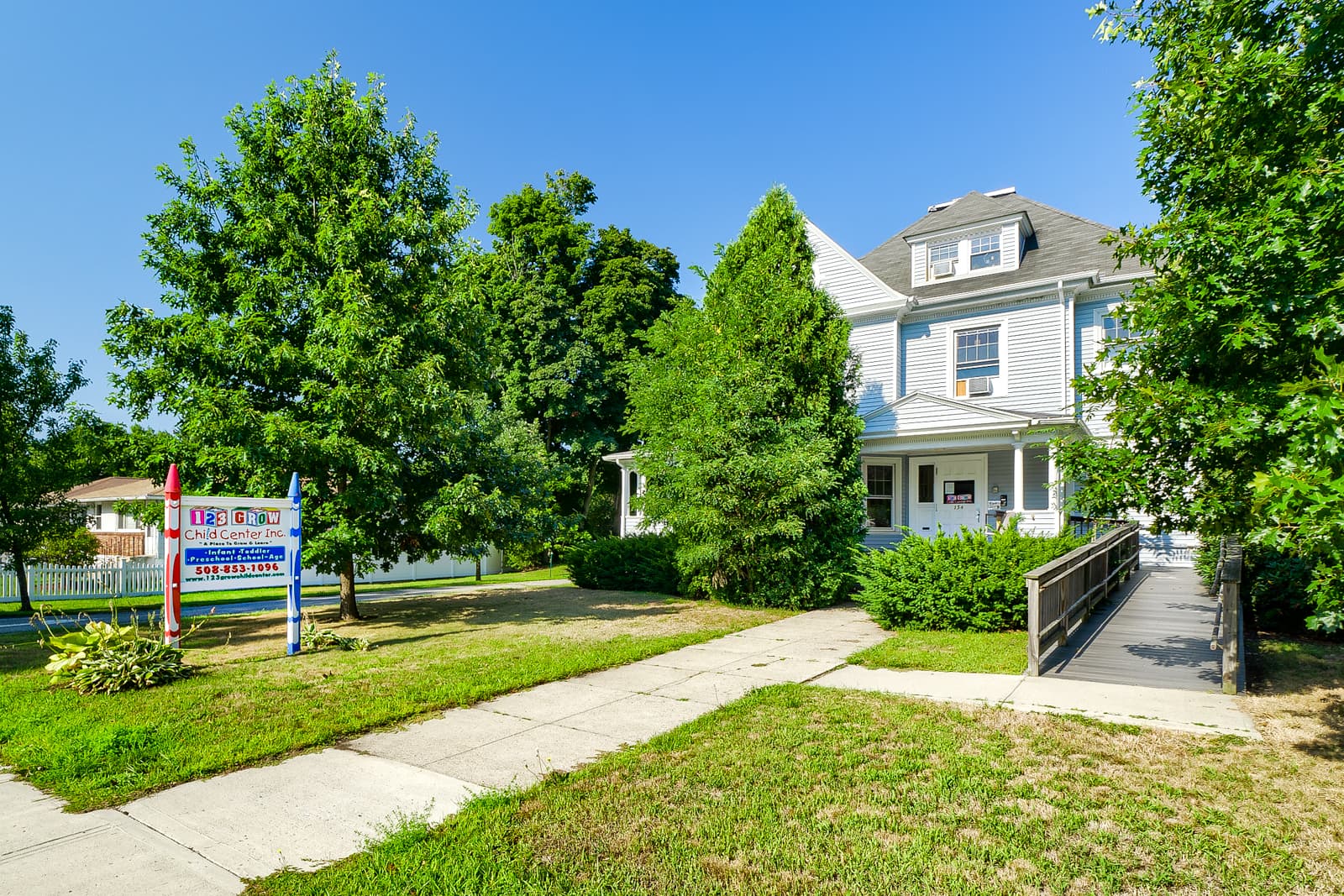 Exterior image of the Worcester campus at 134 Burncoat Street.