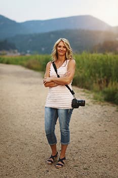 Carrie Edwards Photography bio picture