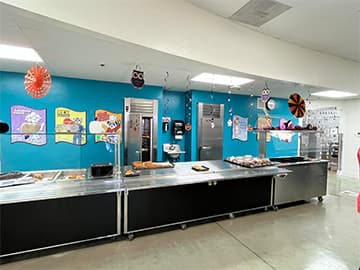 Robles food serving line